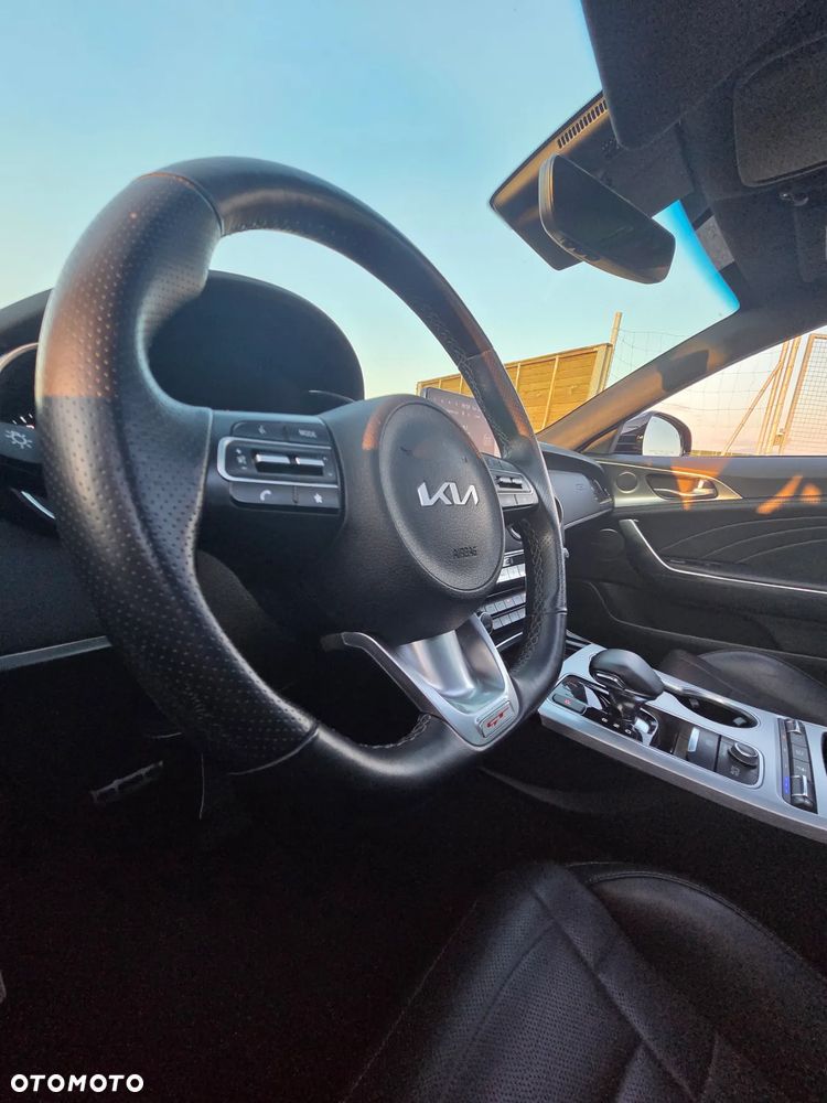 Kia Stinger 3.3 T-GDI V6 GT AWD - 18