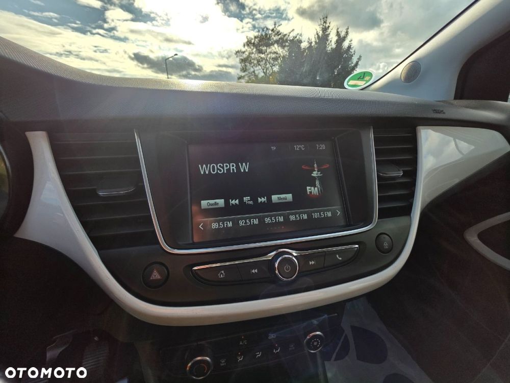 Opel Crossland X - 15