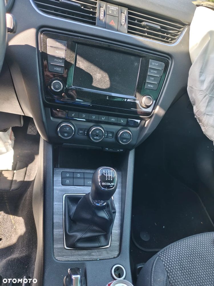Skoda Octavia 2.0 TDI (Green tec) 4x4 Scout - 7