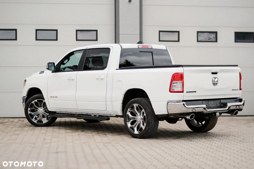 RAM 1500 Crew Cab Shortbed Bighorn - 11