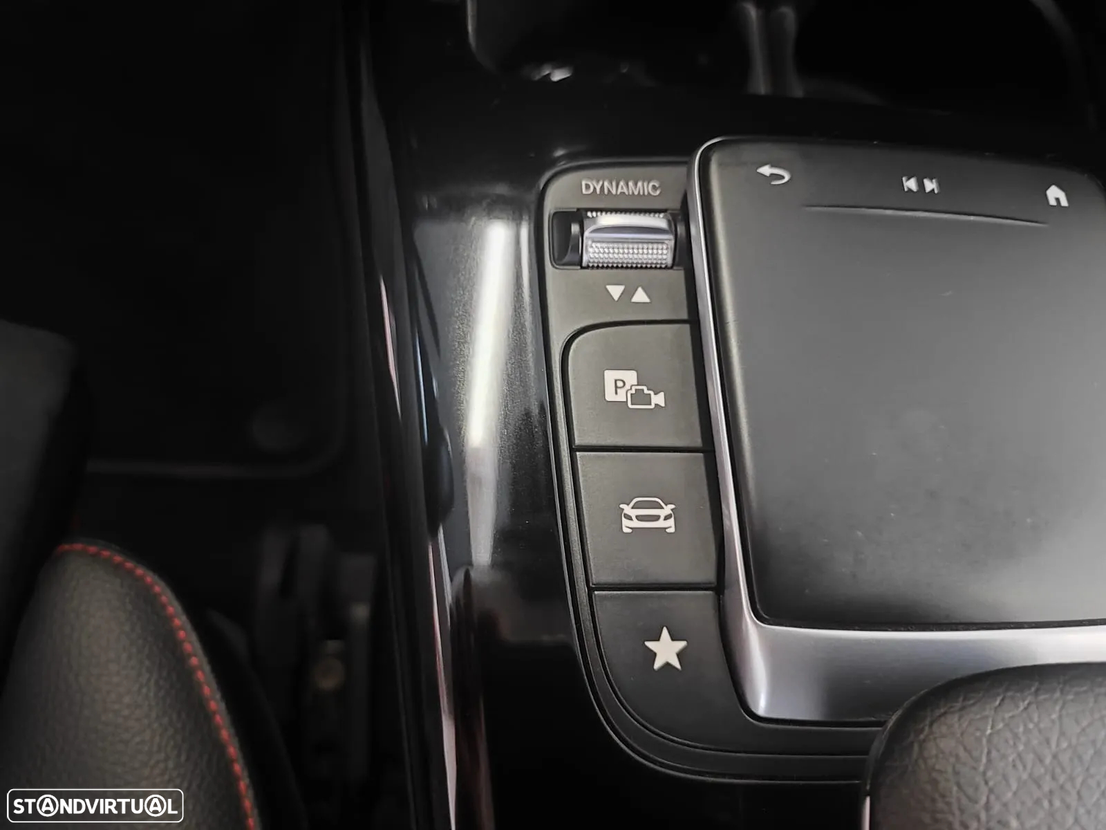 Mercedes-Benz A 220 Limousine d 8G-DCT AMG Line - 42