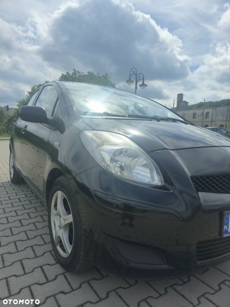Toyota Yaris 1.4 D-4D Luna EU5 - 3