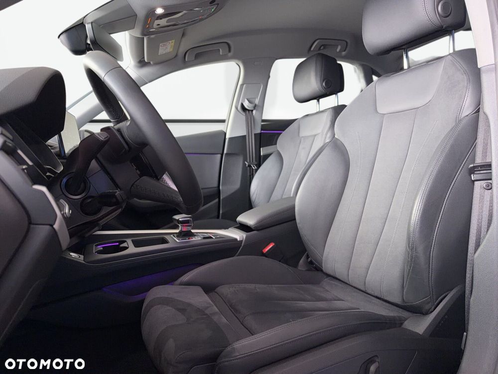 Audi A4 Limousine - 10