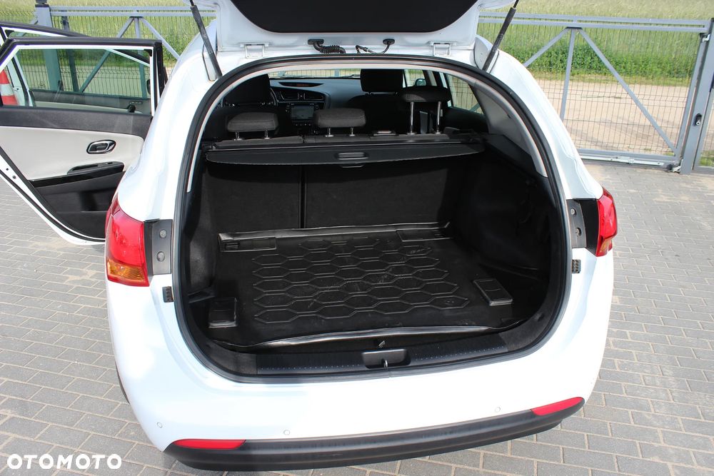Kia Ceed 1.6 CRDi L Business Line - 31