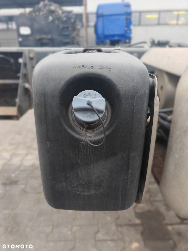 KOMPLETNY ZBIORNIK ADBLUE DAF LF EURO 6 - 5