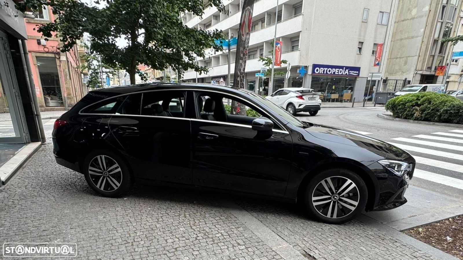 Mercedes-Benz CLA 250 e Shooting Brake Progressive - 4