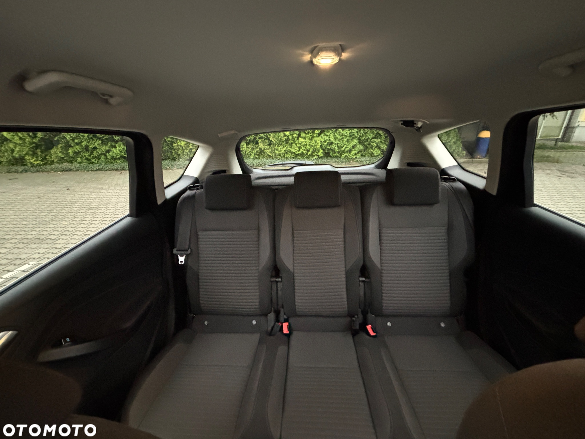 Ford C-MAX 1.5 TDCi Start-Stop-System Titanium - 14