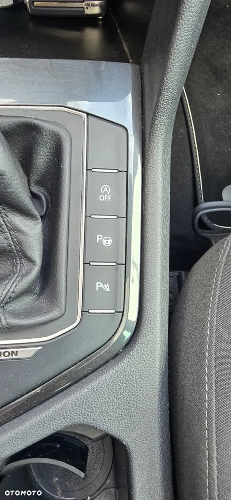 Volkswagen Tiguan 2.0 TDI SCR 4MOTION DSG R-Line - 31