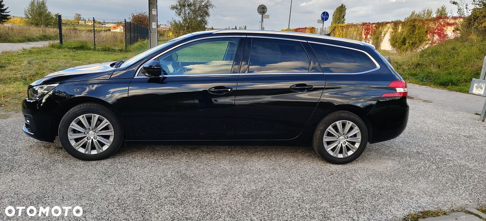 Peugeot 308 - 6
