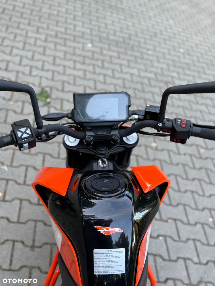 KTM Duke 125 - 15