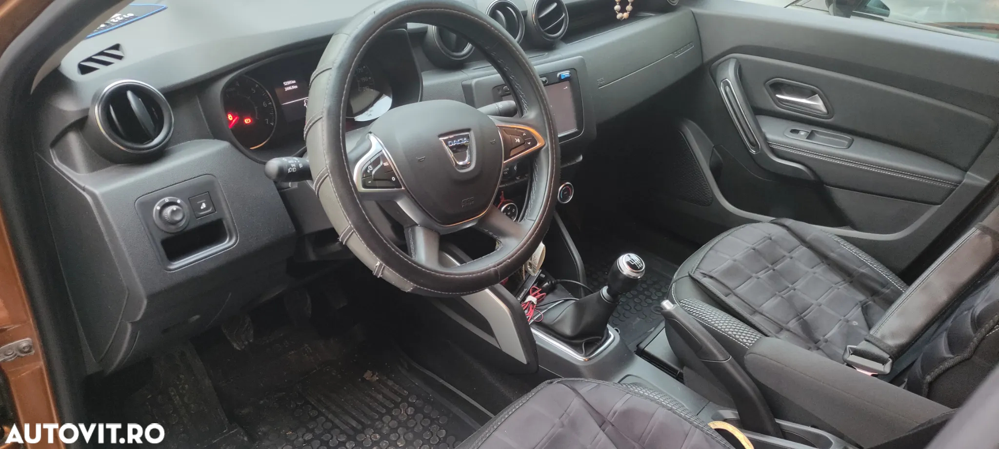 Dacia Duster 1.2 TCe Prestige jante 17" - 6