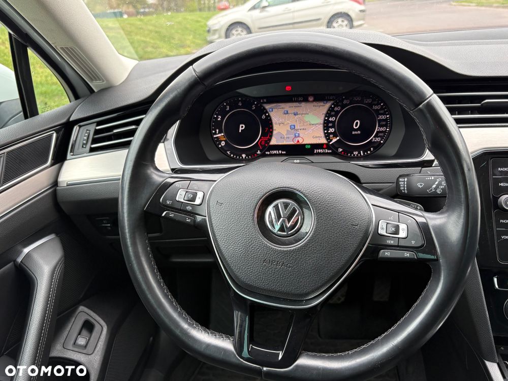 Volkswagen Passat 1.5 TSI EVO Highline DSG - 9
