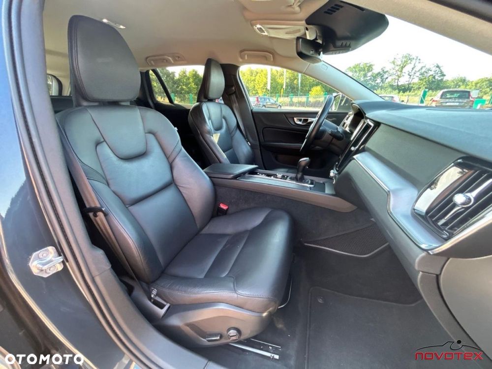 Volvo V60 D3 Drive-E Momentum - 18