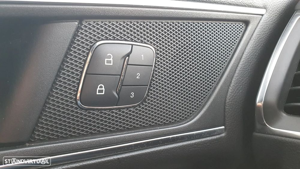 Ford S-Max 2.0 TDCi ST-Line - 23