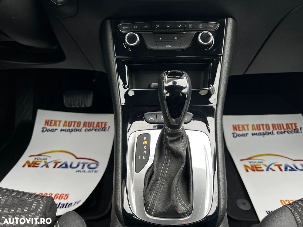 Opel Astra 1.5 D Start/Stop Sports Tourer Automatik Elegance - 11