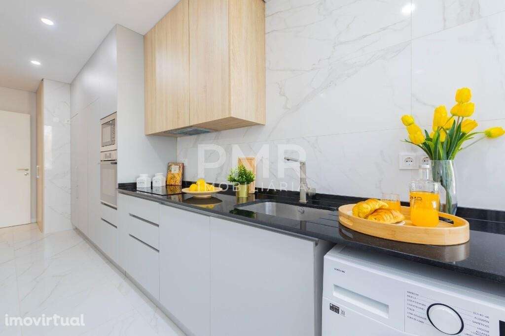 Apartamento T3 totalmente remodelado, para venda no Lumiar. - Grande imagem: 3/21