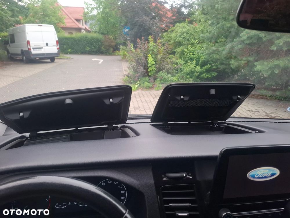 Ford Transit Custom 310 L2H1 Limited - 33