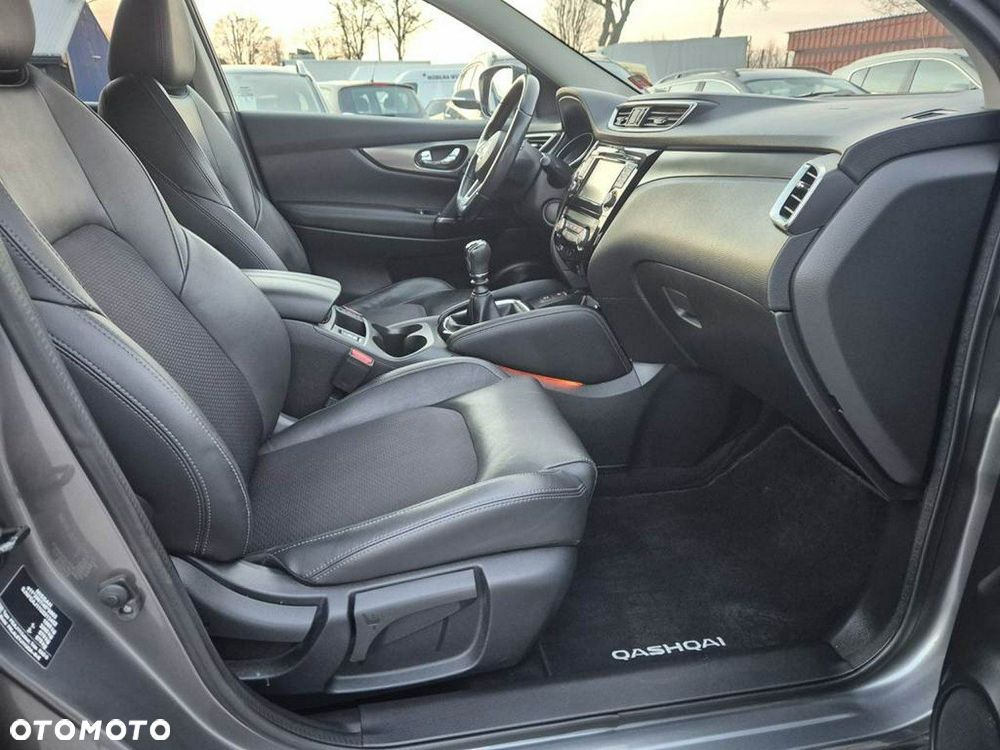 Nissan Qashqai - 30