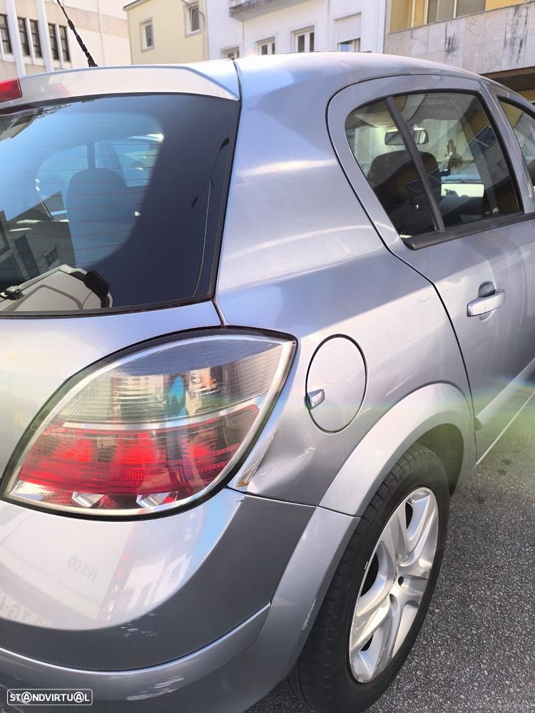 Opel Astra 2008 photo 5