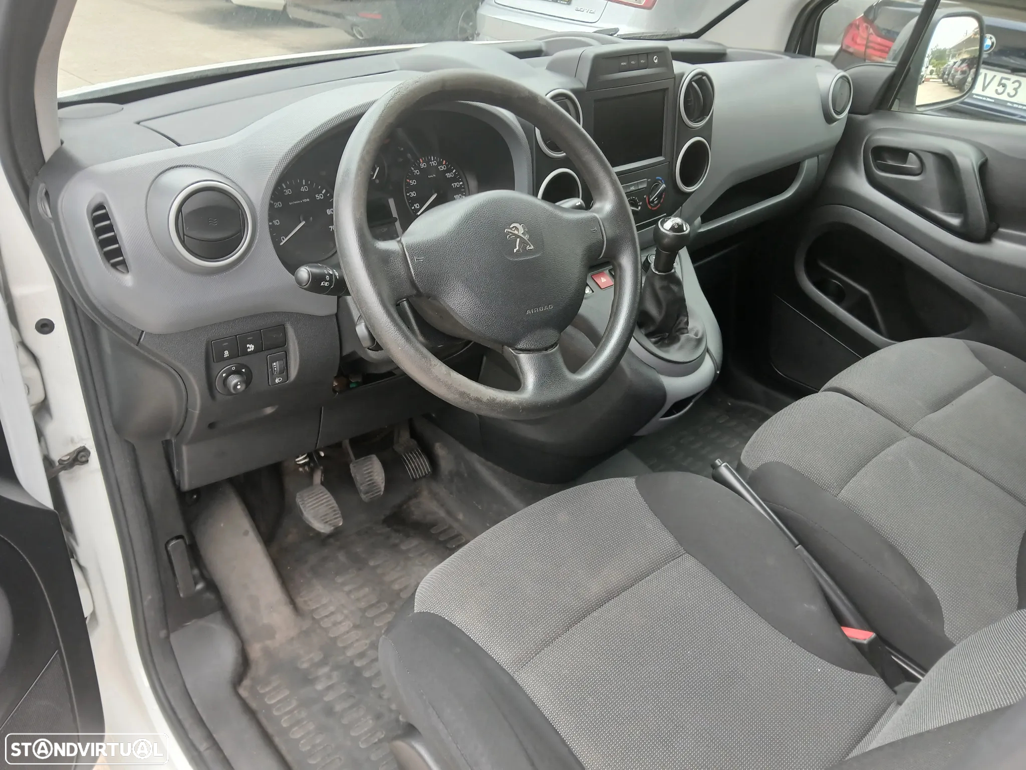 Peugeot Partner - 13