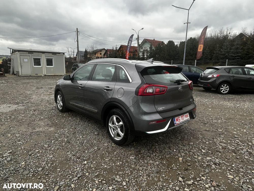 Kia Niro 1.6 GDI PHEV 2WD Aut. Vision - 5