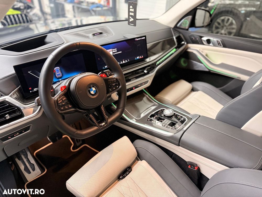 BMW X7 M60i xDrive AT MHEV - 15