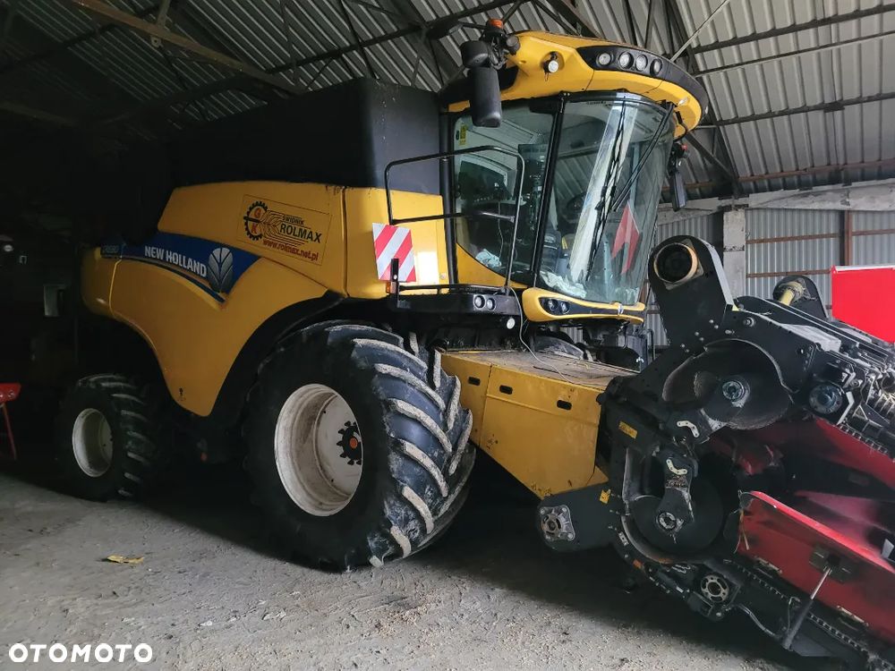 New Holland CR 8.80 - 1