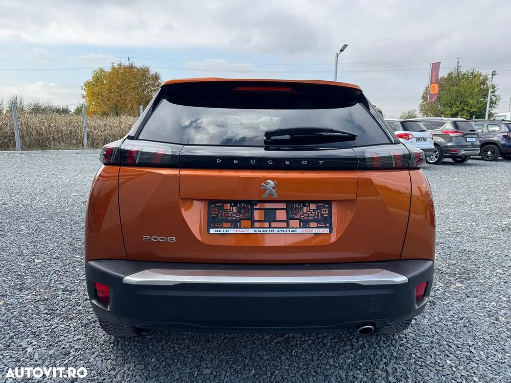 Peugeot 2008 - 9