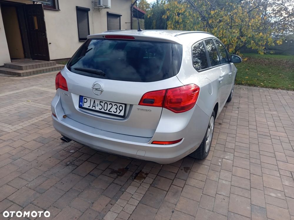 Opel Astra - 9