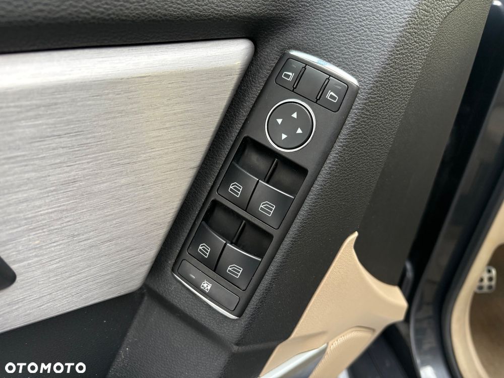 Mercedes-Benz GLK 220 CDI DPF 4Matic BlueEFFICIENCY 7G-TRONIC - 14