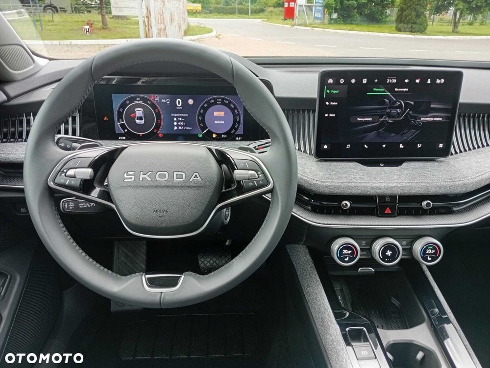 Skoda Superb 2.0 TDI SCR Edition 130 DSG - 19