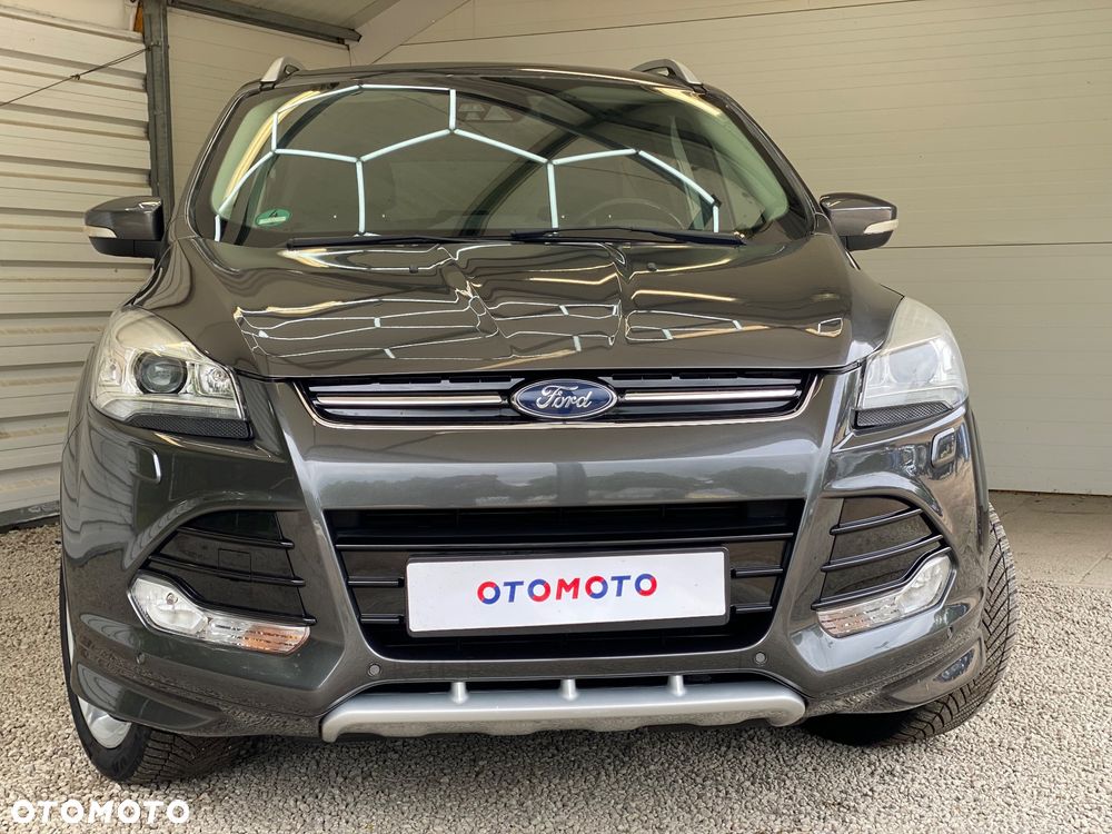 Ford Kuga 1.5 EcoBoost 2x4 Titanium - 2