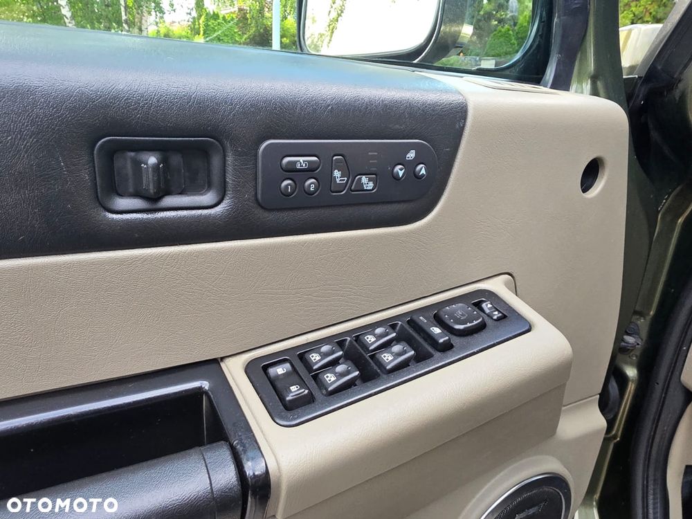 Hummer H2 - 18