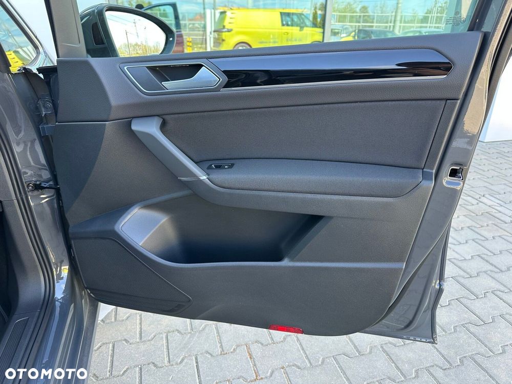 Volkswagen Touran 1.5 TSI EVO Highline DSG - 20