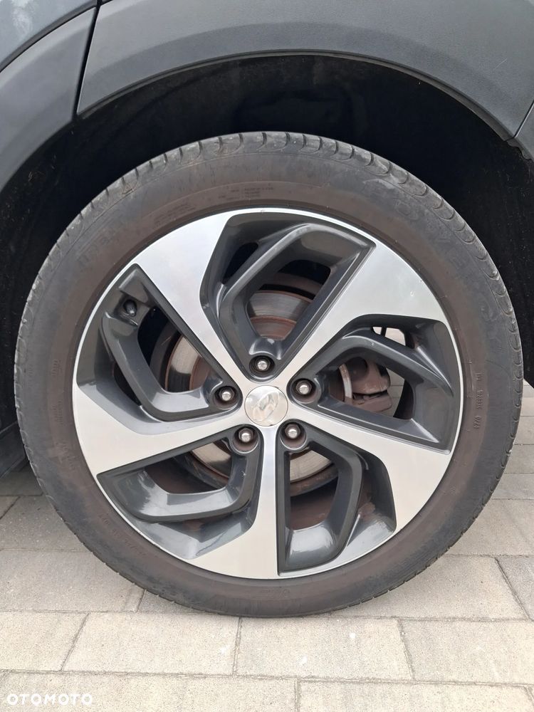 Hyundai Tucson - 24