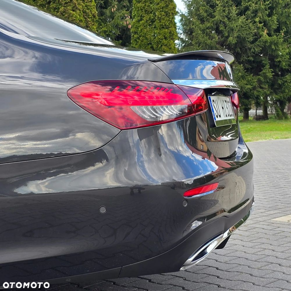 Mercedes-Benz Klasa E 220 d T 9G-TRONIC AMG Line - 14