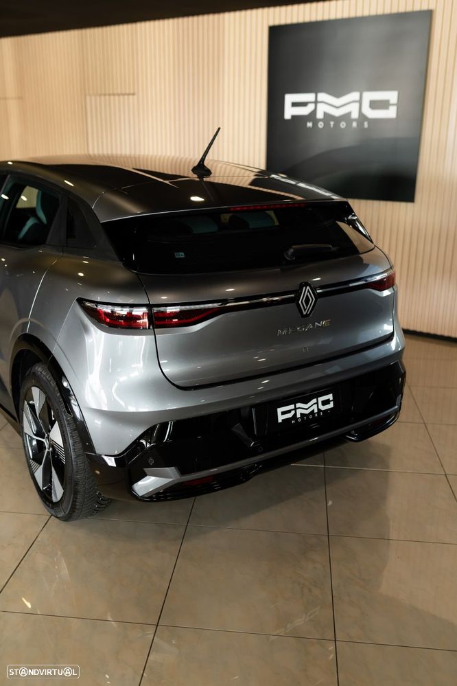 Renault Mégane E-Tech EV60 220hp optimum charge Equilibre - 17