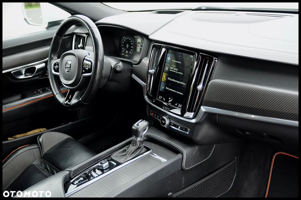 Volvo V90 Cross Country D5 AWD Ocean Race - 28