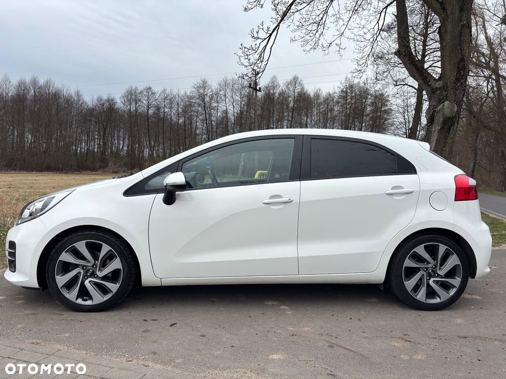 Kia Rio 1.4 Business Line Plus - 4