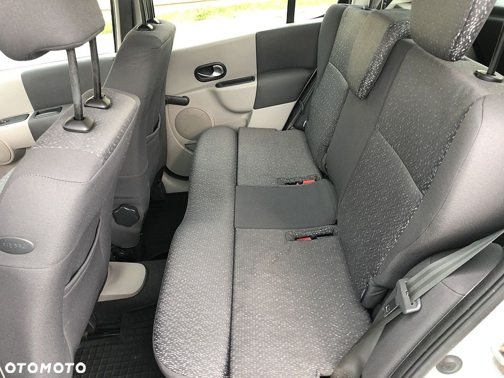 Renault Modus 1.6 16V Dynamique - 9