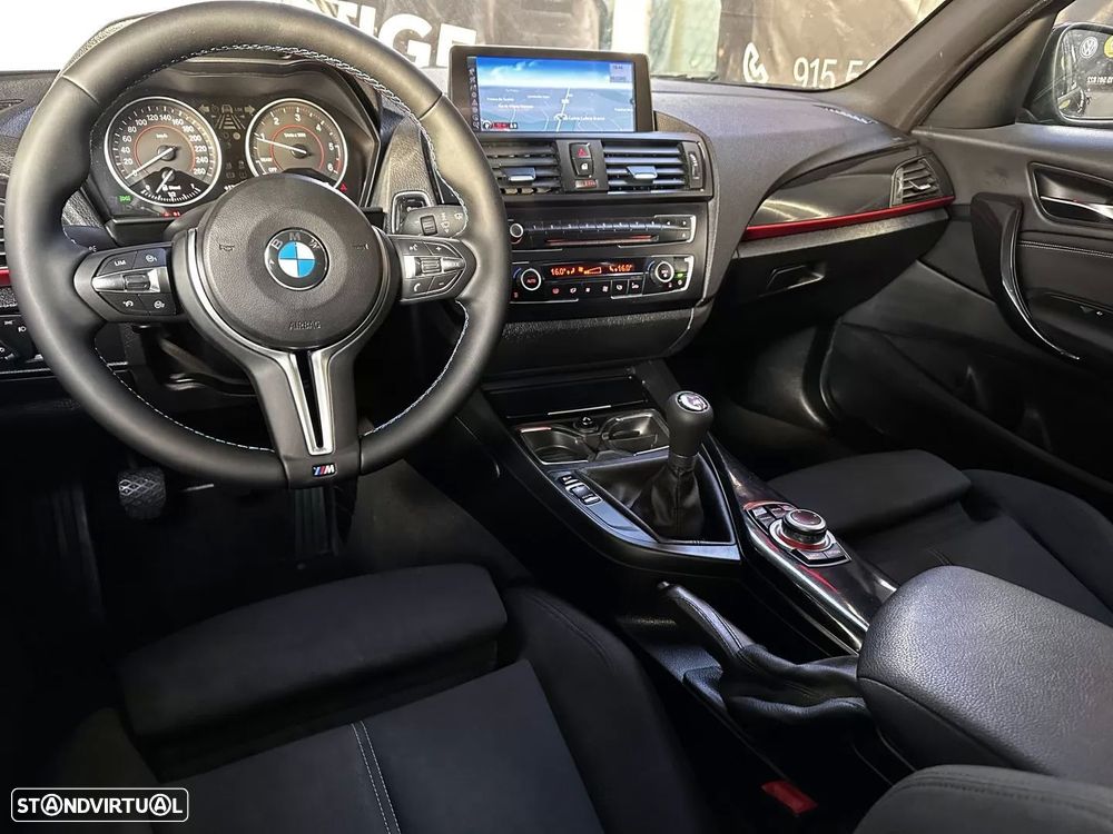 BMW 118 d Pack M - 27