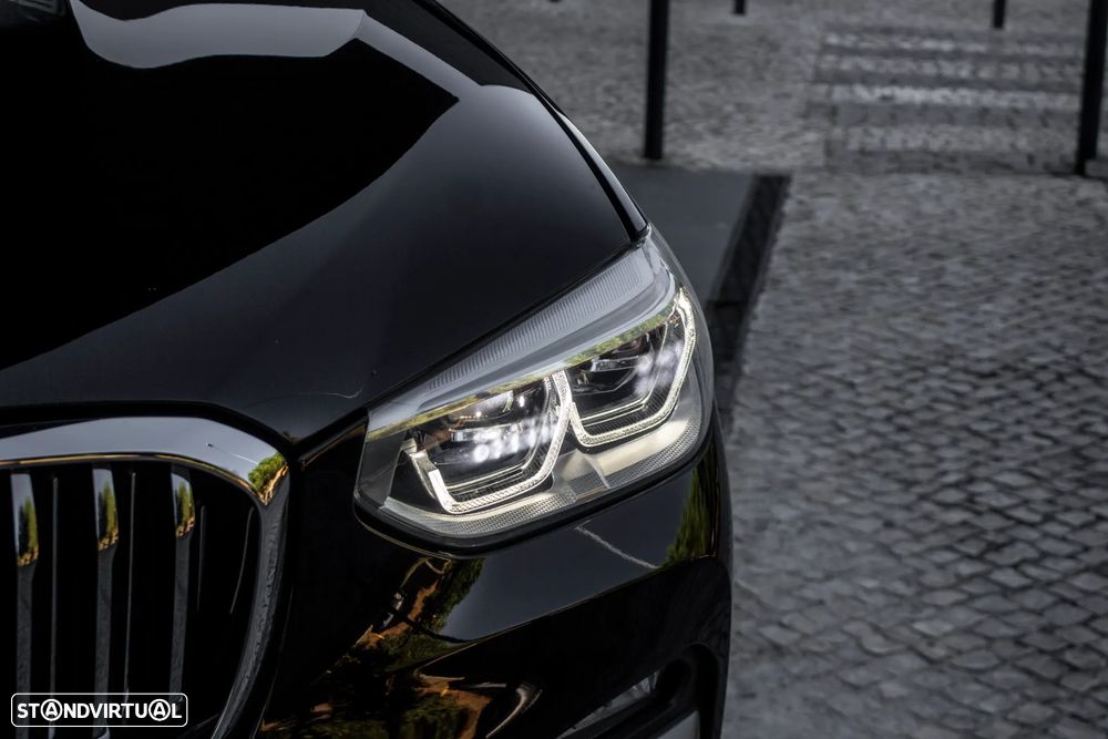 BMW X3 30 e xDrive Line Luxury - 8