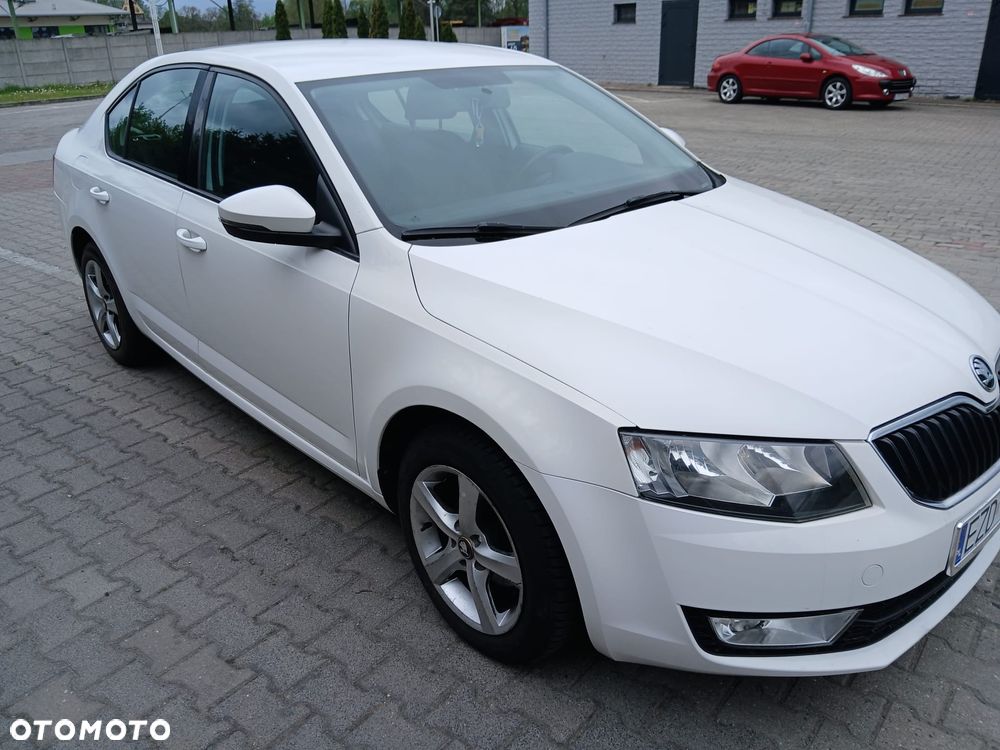 Skoda Octavia 1.6 TDI Solution - 1