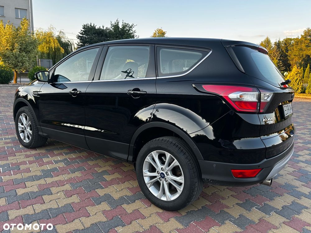 Ford Kuga 1.5 EcoBoost 4x4 Titanium - 8