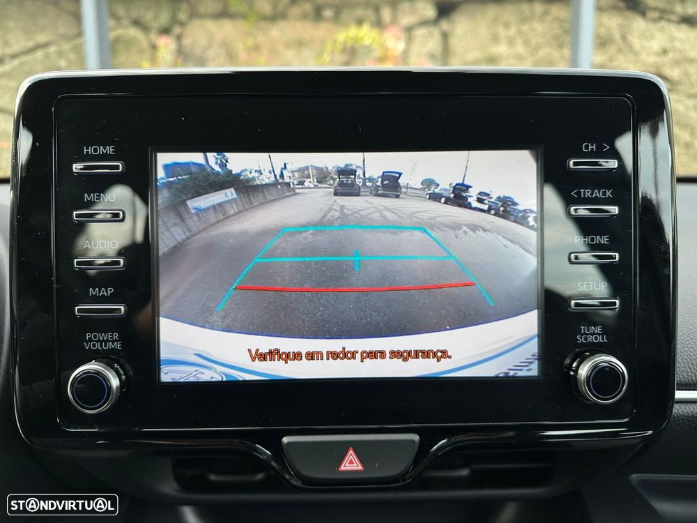 Toyota Yaris 1.5 HDF Comfort Plus - 23