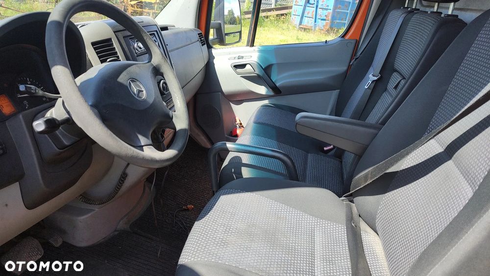 Mercedes-Benz SPRINTER - 5