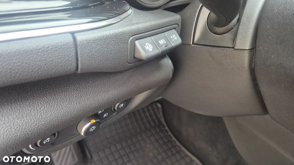 Opel Insignia 2.0 Exclusive - 17