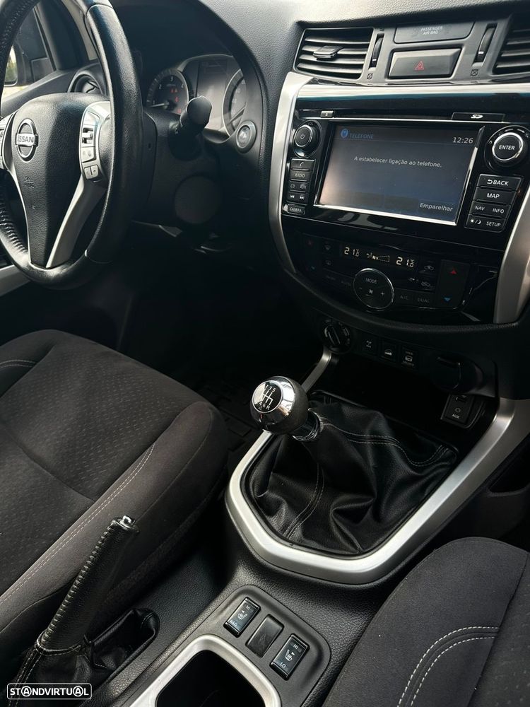 Nissan Navara 2.3 dCi CD 4WD N-Connecta - 20