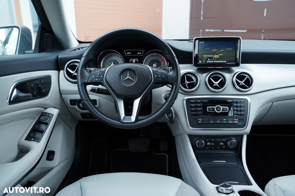 Mercedes-Benz CLA 200 CDI 7G-DCT - 12