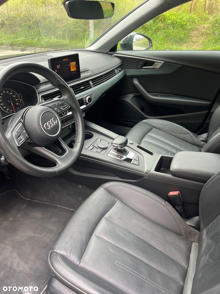Audi A4 Limousine - 30
